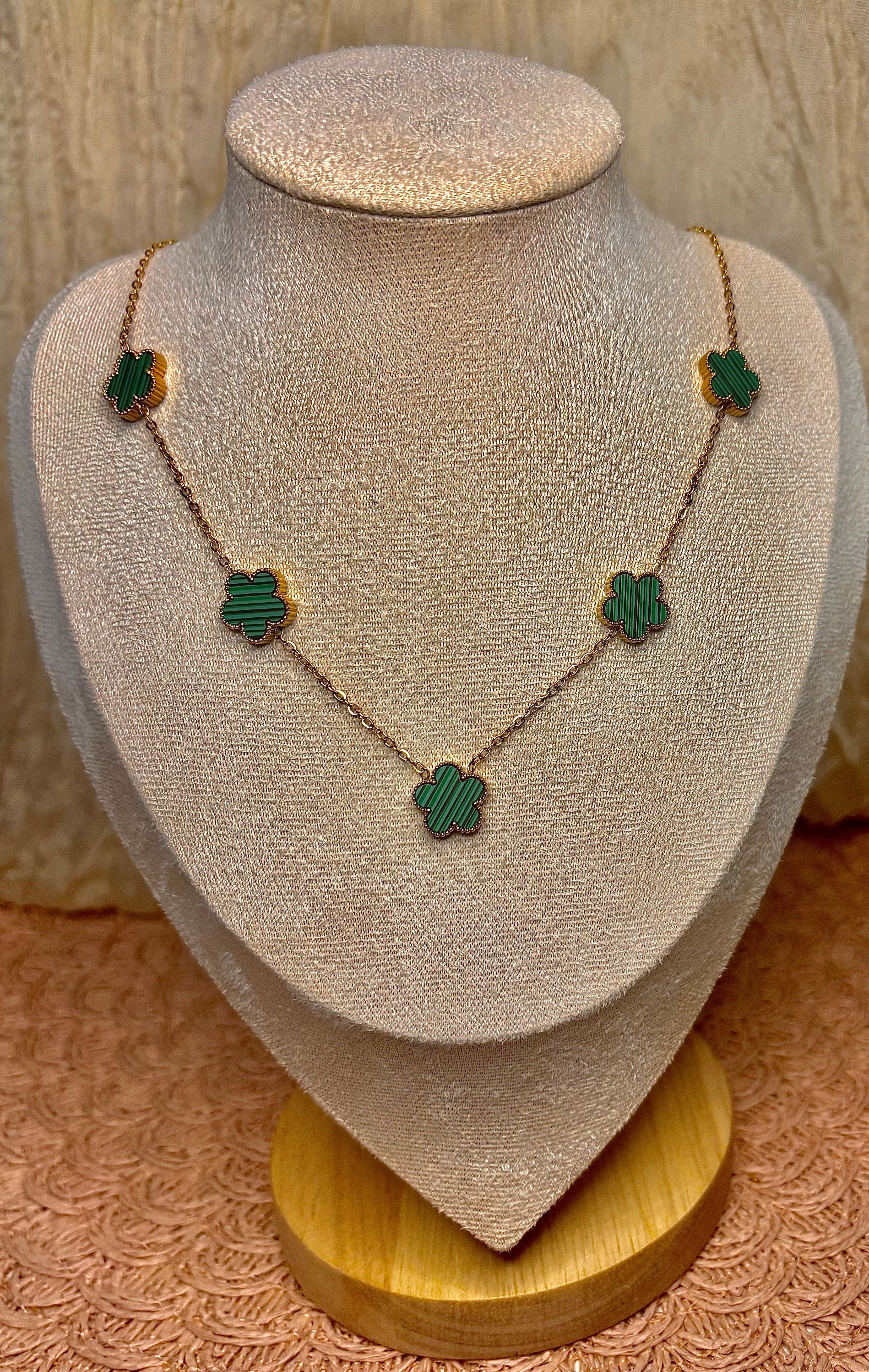 Collier Flora